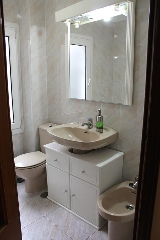 Hostal De La Torre Hostal Economico Valladolid Ruang foto